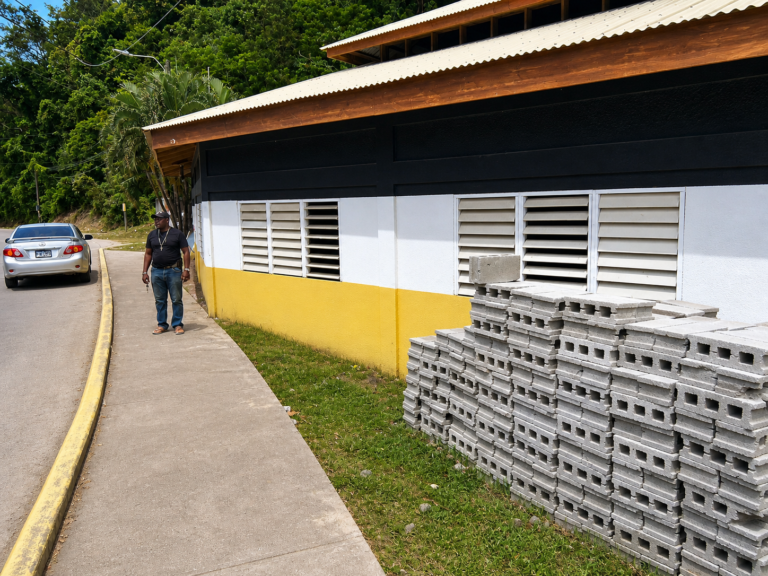 Centro Comunal de Punta Gorda, Roatán
