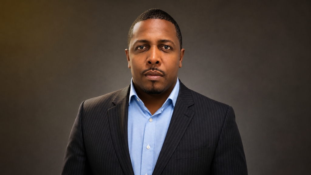 Kelvin S. Martínez Bonilla, attorney in Roatán, Honduras